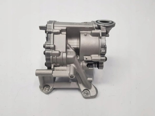 BMW OE 8631810 11418631810 НОВИЙ масляний насос BMW 8631810 F39 F40 F45 F46 F48 G20 G28 G29 G30 G3