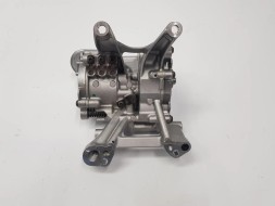 BMW OE 8631810 11418631810 НОВИЙ масляний насос BMW 8631810 F39 F40 F45 F46 F48 G20 G28 G29 G30 G3