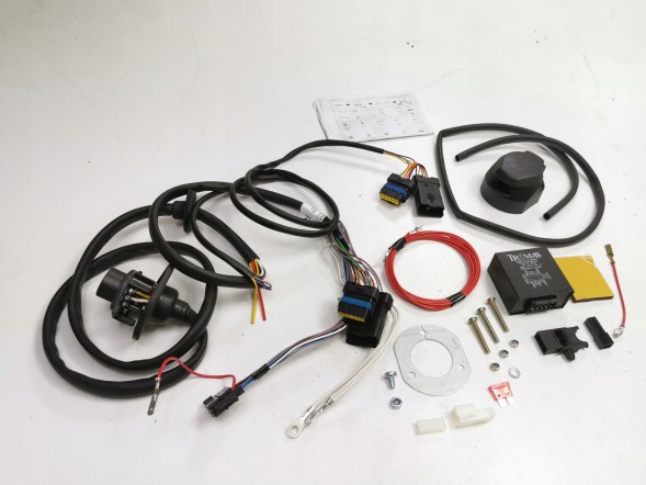 Nissan OE КОМПЛЕКТ, ПРОВОДКА ДЛЯ ФАРКОПА NISSAN OE KE505-AX025