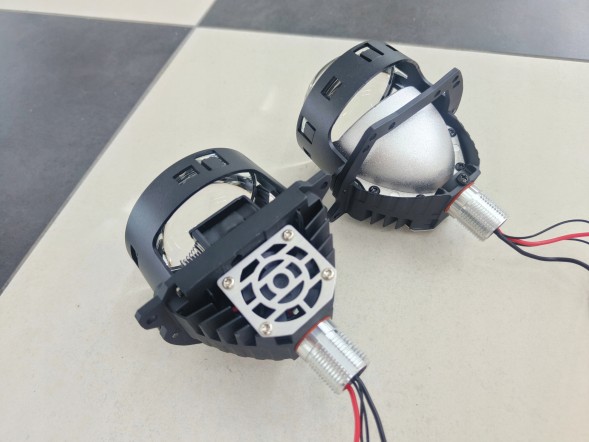 CHINA BIL-DCP-002-30-6000K Комплект 2x bi led лінзи 3.0 6000k легке встановлення h4 h7 easy fit