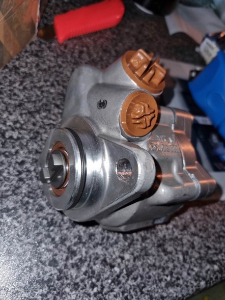 Bosch K S01 000 417 Bosch ks01000417 насос рульової передачі man