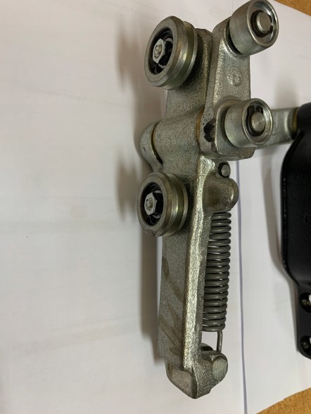 3302-6202310, 3302-6202030, 3302-6202510 LUBLIN МЕХАНІЗМ ВІДКРИВАННЯ БІЧНИХ ДВЕРЕЙ КОЛЯСКА ВЕРХНЯ ЦЕНТРАЛЬНА НИЖНЯ KPL.