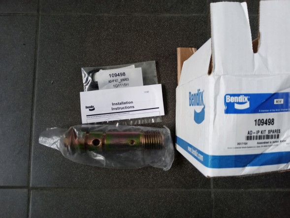 Bendix Набір болтів для картриджа осушувача повітря Bendix 109498