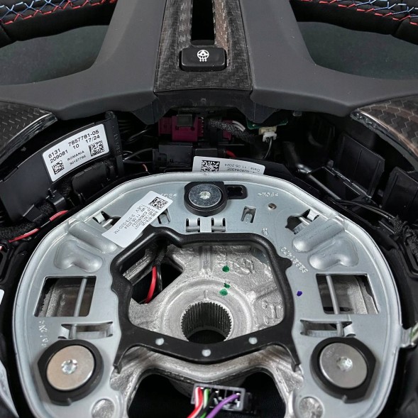 BMW OE 9882878 (78557781-05) НОВЕ кермо BMW G M2, M3, M4, M50 M Sport Carbon з підігрівом 9882878