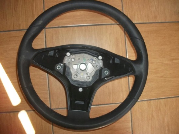 Mercedes-Benz OE MERCEDES SL 230 W230 R230 KIEROWNICA SKÓRA MERCEDES SL 230 W230 R230 КЕРМО ШКІРА