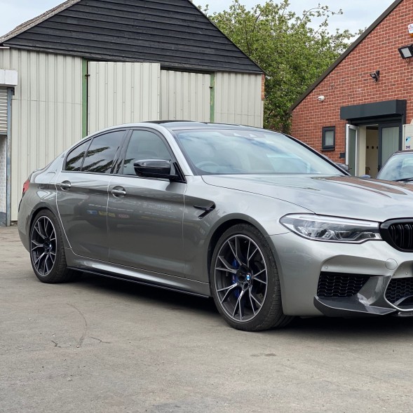 Китай DRYC T-046 Карбонові накладки на пороги для BMW G30/G31/F90/F90 LCI MP-Style