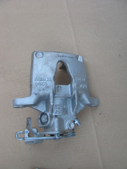 Bosch 0 986 473 260 Затискач хам. Opel т. Movano 99- le bosch