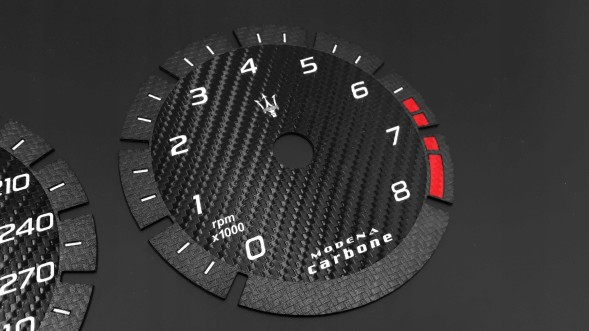 Moman 0089688084762 Maserati Levante M. Carbone циферблати км/год