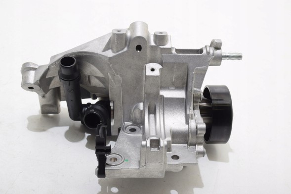 BMW OE 8650987 ( BMW-CATPOL 14150 ) BMW G20 G21 G30 G01 ВОДЯНИЙ НАСОС B48B20A B48X
