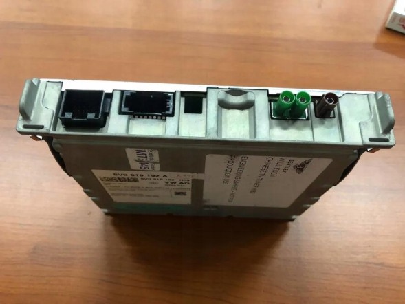 Audi OE AUDI A3 8V Модуль ТВ-Тюнера DVB-T 8V0919192A