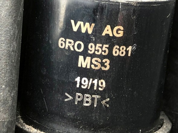 Audi OE 4KE.955.451.P Бак 4ke955451p рідина омивачів скла фари насос audi e-tron