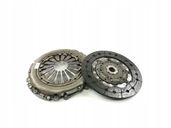 Fiat OE КОМПЛЕКТ ЗЧЕПЛЕННЯ ALFA ROMEO GIULIETTA 1.4 TB 2011-2017 / 71724597