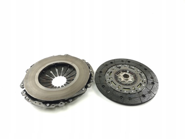 Fiat OE КОМПЛЕКТ ЗЧЕПЛЕННЯ ALFA ROMEO GIULIETTA 1.4 TB 2011-2017 / 71724597