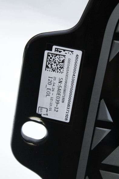 BMW OE 5A32787 51115A32787 НАКЛАДКА НА ПЕРЕДНІЙ БАМПЕР BMW iX I20, СРІБЛЯСТА