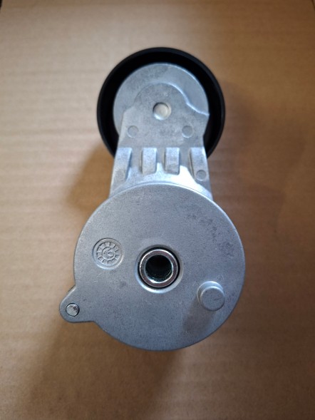 USA 4593822AC НАПИНУВАЧ РЕМЕНЯ CHRYSLER TOWN&amp;COUNTRY 2011-2015 2.8 CRD
