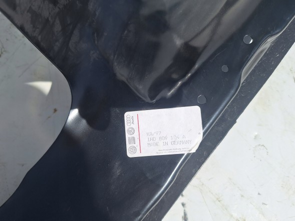 Volkswagen OE 1H0809104A ORG VW ГОЛЬФ 3 III ЧЕШКА КОЛІСНА АРКА НАДКОЛЕСО ЛИСТОВИЙ МЕТАЛ 1Х0809104А ОСЛОН