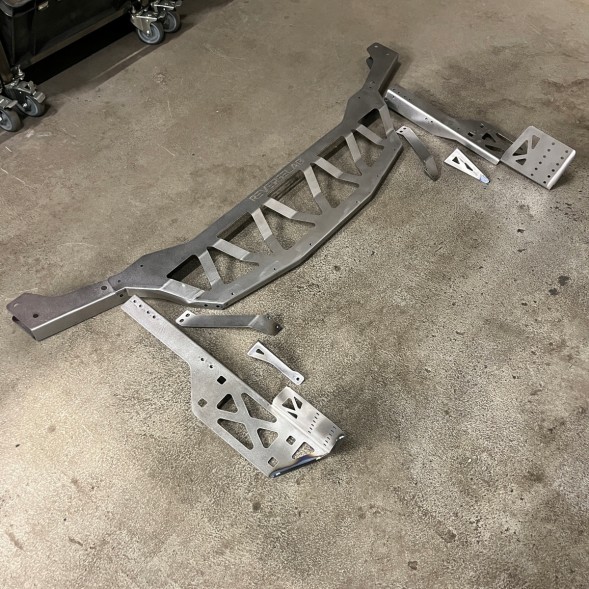 REVERSELAB EK-001 Передній брус BMW E81/E82/E87/E88 для дрифту