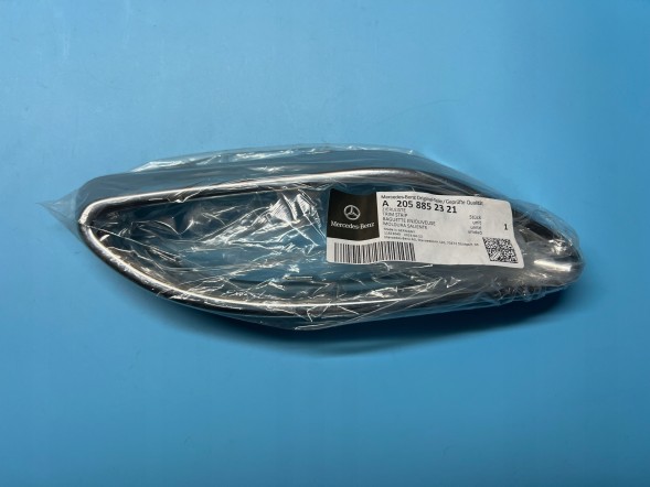 Mercedes-Benz OE 2058852321, A2058852321, A-205-885-23-21 НОВА ОРИГІНАЛЬНА ПРАВА ПЛАНКА ХРОМ НАКОНЕЧНИК ВИХЛОПУ MERCEDES A2058852321 R