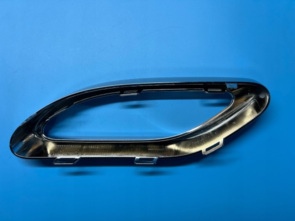 Mercedes-Benz OE 2058852321, A2058852321, A-205-885-23-21 НОВА ОРИГІНАЛЬНА ПРАВА ПЛАНКА ХРОМ НАКОНЕЧНИК ВИХЛОПУ MERCEDES A2058852321 R