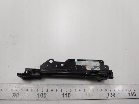 Ford OE Кронштейн, планка переднього сидіння Ford Fiesta 1995-2002 OE 1037571