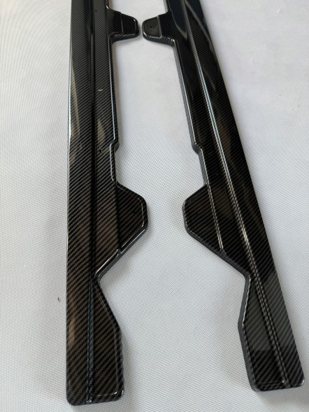 Китай 524045782 Накладки на пороги BMW E90 E91 CARBON