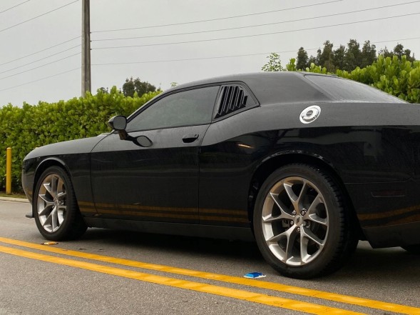 Китай 000-CHALL-QWLGB Жалюзі / Накладки на Вікна - Чорний Глянець DODGE CHALLENGER 2008-2023