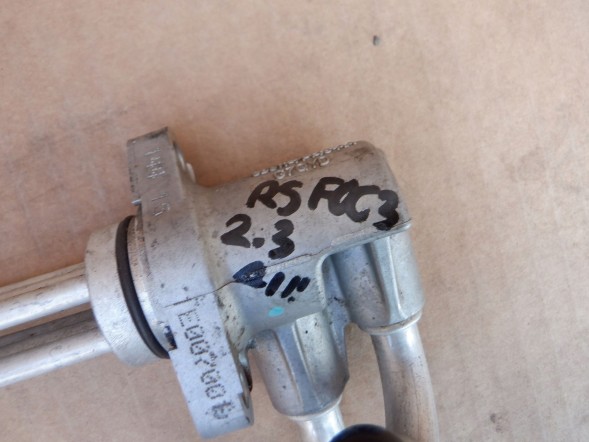Ford OE GD9V-7P146-AA РЕДУКТОР РАДІАТОРА FORD FOCUS MK3 RS 2.3 EB