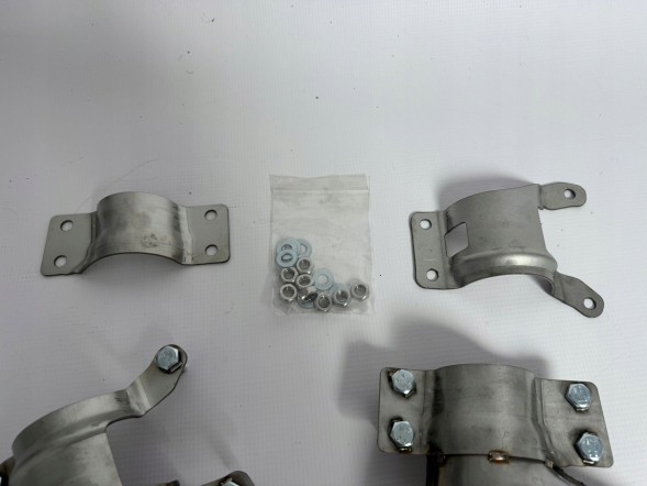 100 BMW G30 G31 KOŃCÓWKI WYDECHU RURY PODWÓJNE LAKIEROWANE CZARNY POŁYSK Bmw g30 g31 наконечники вихлопу труби подвійні лаковані чорний глянець