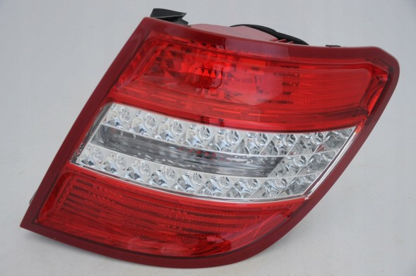 Китай D19PN9440-1964R-UESL MERCEDES C W204 УНІВЕРСАЛ 06-10 СВІТЛОДІОДНА ЗАДНЯ ЛАМПА ПРАВА