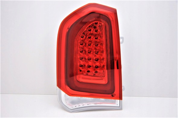 Китай WE311-6826-00-1NSL112 CHRYSLER 300C SEDAN 2015 - LED ЛАМПА ЛІВА NEW USA