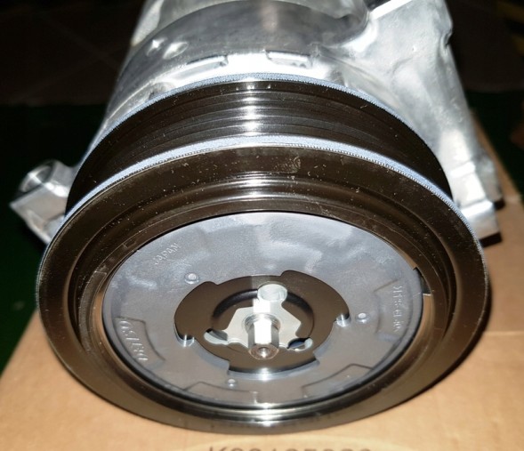 Peugeot OE 9675655880 9823097480 447150-8220 Компресор кондиціонера Peugeot 5008 II 9823097480