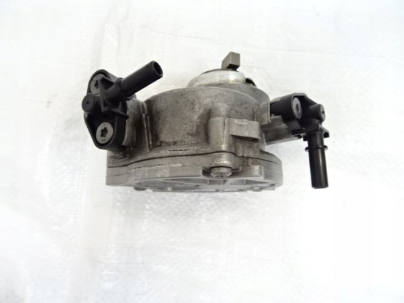 Peugeot OE 9850109580 P16 CITROEN PEUGEOT 1.6 СИНІЙ HDI НАСОС VACUM 9850109580