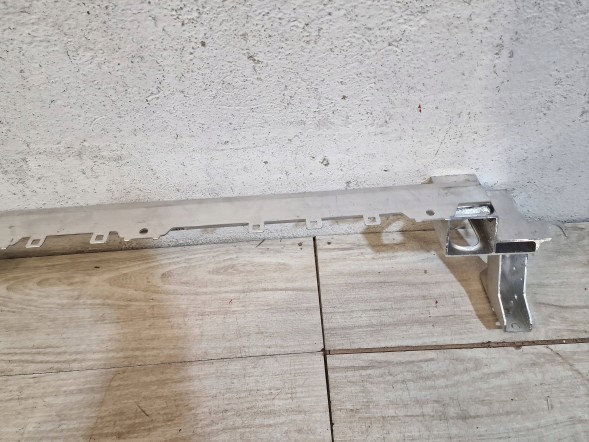 Mercedes-Benz OE A1776204500 Mercedes a w177 177 b w247 cla w118 нова балка посилення під радіатори охолодження