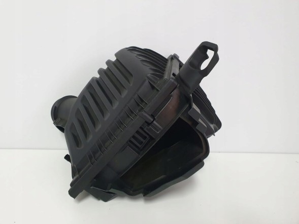 Китай 13717609482 + 13717626564 Корпус повітряного фільтра BMW X1 F48 F39 F45 mini 7609482