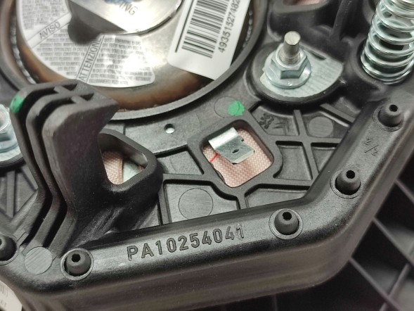 Китай ПОДУШКА AIRBAG ВОДІЯ CITROEN BERLINGO MULTISPACE (B9) 2008-... 4112PZ
