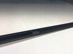 MAN OE 65626510020 pmi150921 ПЛАНКА УЩІЛЬНЮВАЧА ЛОБОВОГО СКЛА MAN 65.62651.0020