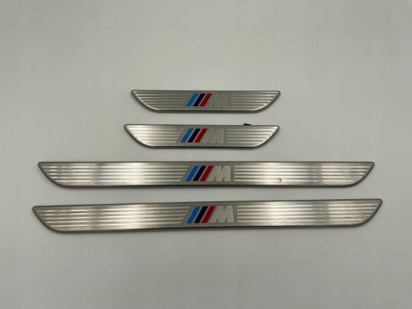 BMW OE MRKA MRKA BMW X6 E71 E70 LISTWY OZDOBNE M PAKIET 7205265 BMW X6 E71 E70 ДЕКОРАТИВНІ ПЛАНКИ М ПАКЕТ 7205265