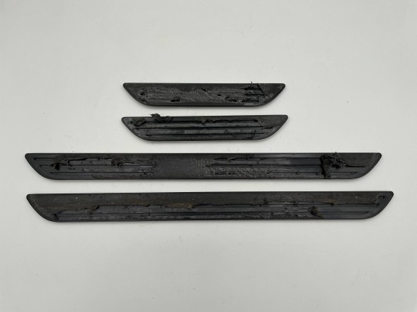 BMW OE MRKA MRKA BMW X6 E71 E70 LISTWY OZDOBNE M PAKIET 7205265 BMW X6 E71 E70 ДЕКОРАТИВНІ ПЛАНКИ М ПАКЕТ 7205265