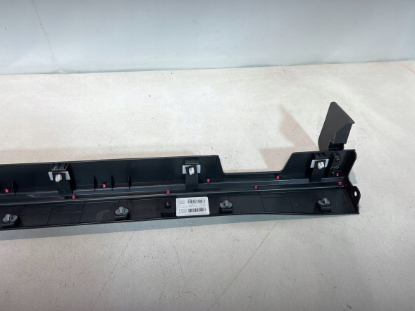 Kia OE 87753-R2000 pmi150921 ПЛА́НКА ПОРОГА ЛІВА KIA SPORTAGE V 5 21- 87753-R2000