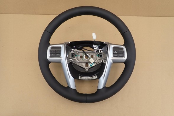 Chrysler OE KIEROWNICA MULTI SKÓRA JEEP Chrysler Town &amp; Country CARAVAN Dodge LANCIA P1WC18DX9AD OEM КЕРМО МУЛЬТИ ШКІРА JEEP Chrysler Town &amp; Country CARAVAN Dodge LANCIA