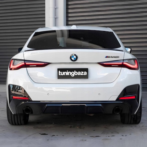 Китай S7-26019 Дифузор Задній BMW G26 4D 440i M-Performance Чорний Глянець (2021+) 0--0