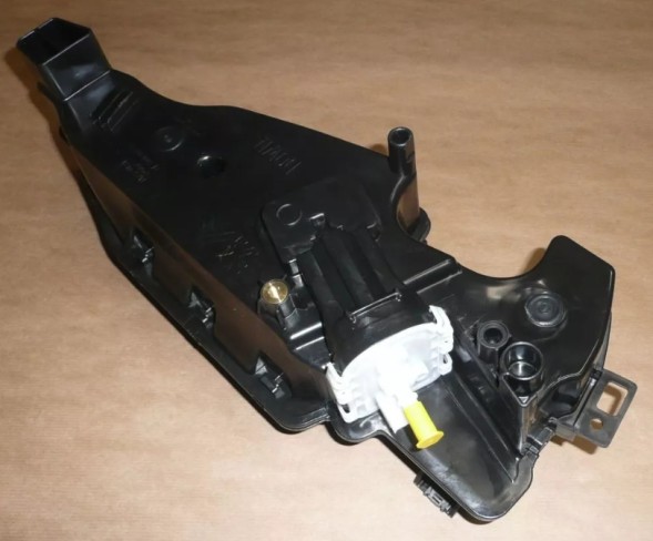 Groupe PSA 1613704780 Бак рідини fap c4 cactus p 301 208 1613704780