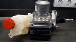 BMW OE 3450-5b421d0-01 гальмівний насос abs BMW