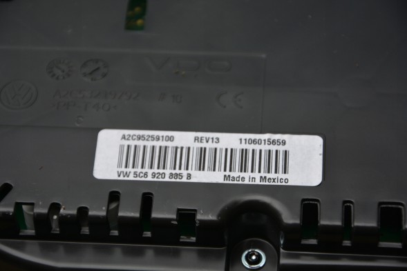 Volkswagen OE LICZNIK ZEGARY VW JETTA 5C6920885B ЛІЧИЛЬНИК ГОДИННИКІВ VW JETTA 5C6920885B