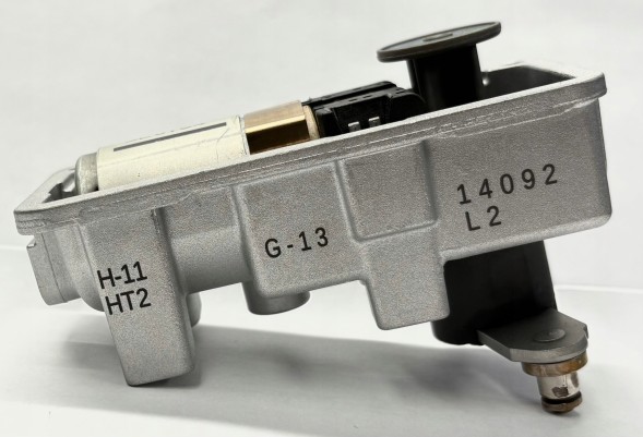 Hella Część mechaniczna nastawnika turbiny HELLA - oryginał - wszystkie części nowe G-13, 6NW009543 ОРИГІНАЛ Настройка Турбіни механічна частина G-013 G-013 6NW009543 Mercedes