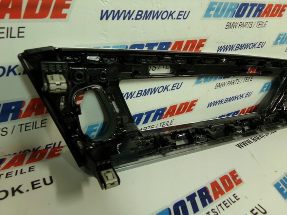 BMW OE BMW X3 G01 X4 G02 ПЛАНКА КОНСОЛІ НОВА (НЕВЕЛИКИЙ ВІДКОЛ НА КУТКУ) 9363490