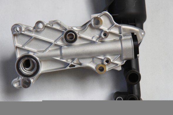 Mertt A6511800610 Корпус фільтра mercedes a6511800610 om 651 cdi охолоджувач масла