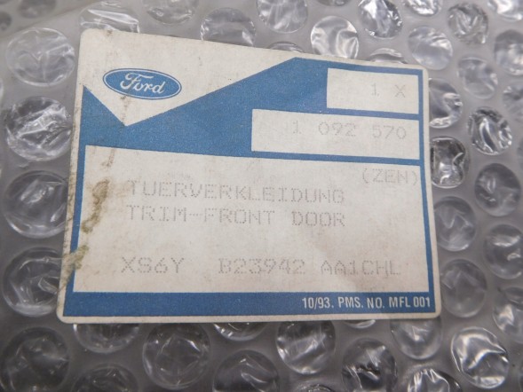 Ford OE Панель дверей права Ford OE 1092570