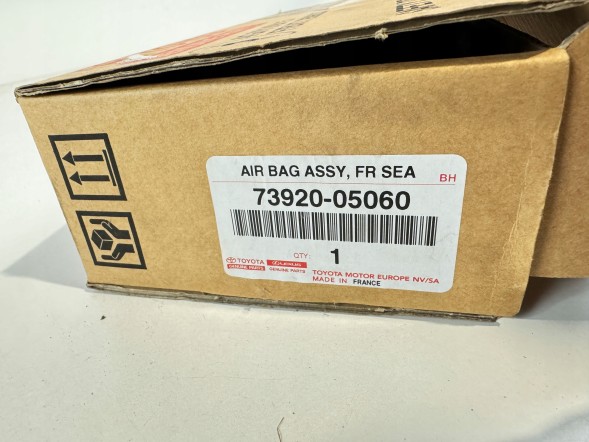 Toyota OE Aiebag подушка сидіння ліва НОВА OE Toyota Avensis T27 08-18 73920-05060