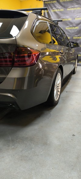Китай BMW F30 F31 DOKŁADKI PROGÓW PODPROŻA SPOILERY ZWYKŁE PROGI CZARNY POŁYSK BMW F30 F31 НАКЛАДКИ ПОРОГІВ ПІДПОРОШУЄ СПОЙЛЕРИ ЗВИЧАЙНІ ПОРОГИ ЧОРНИЙ ГЛЯНЕЦЬ